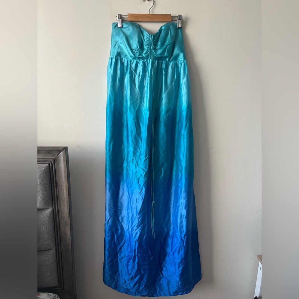 BETSEY JOHNSON 100% Silk Blue Ombre Sleeveless halter Maxi Dress - Size 8